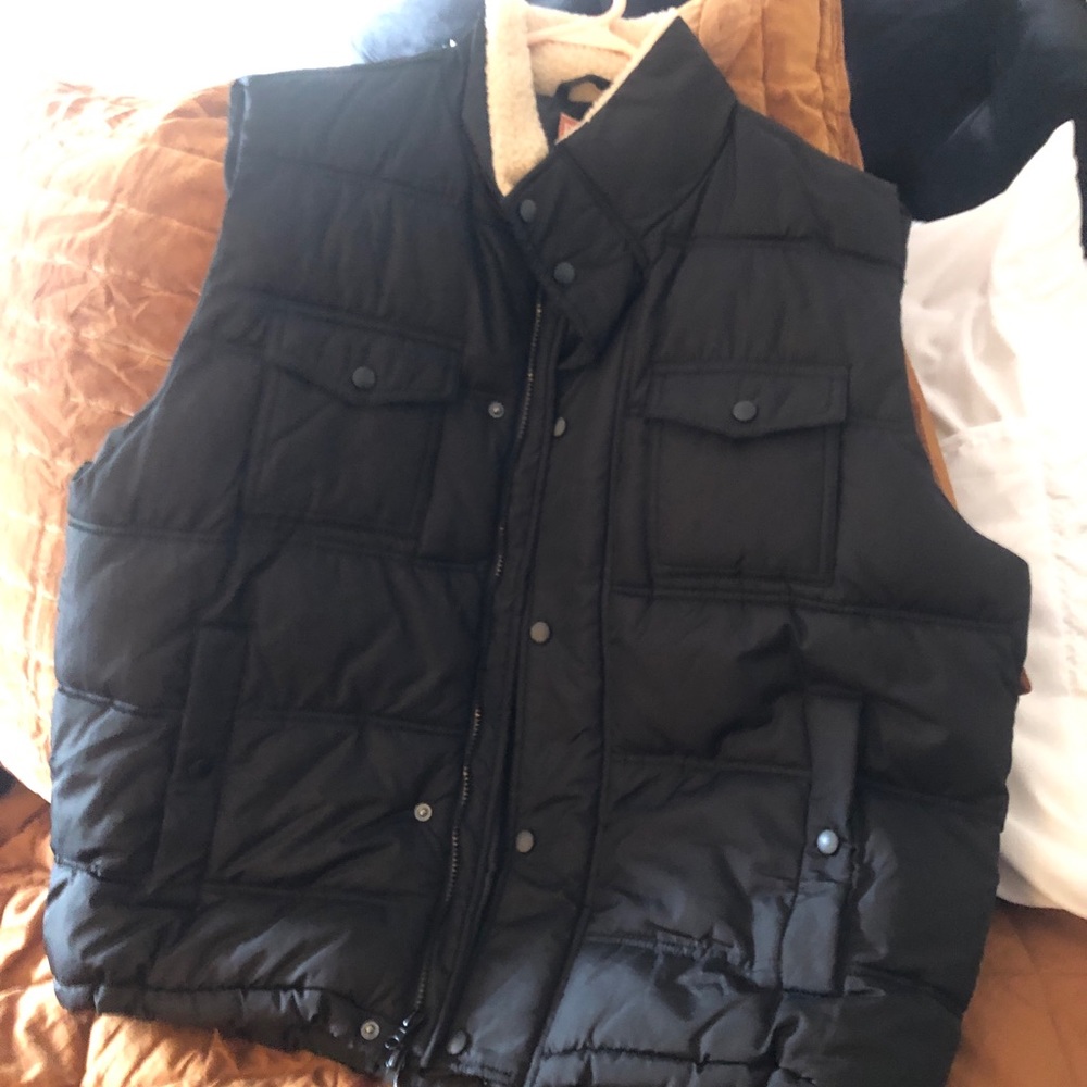 Men’s ruff Hewn puffer vest